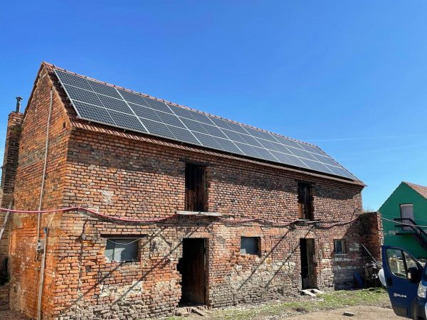 fve-9-55-kwp-baterie-reference